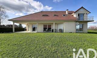 Maison 8 Pièces 253 m² à vendre à Maucor (64160)