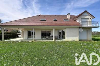 Maison 8 pièces 549000 €