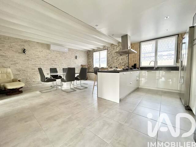 Vente Maison/villa 8 pièces — photo du bien