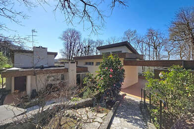 Maison 9 pièces 549900 €