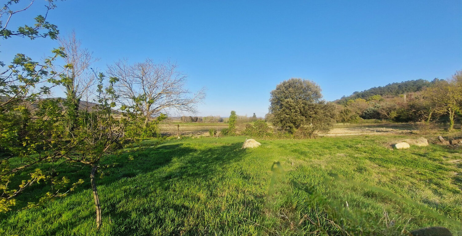 Terrain constructible de 1170 m² viabilisé borné libre constr — photo 1