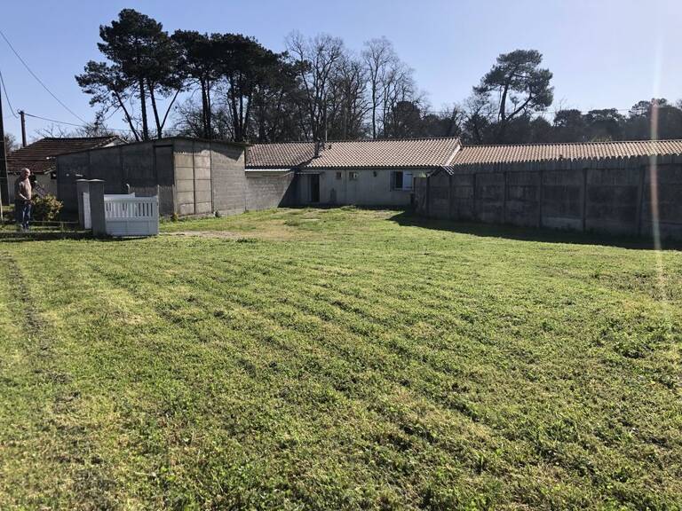 MAISON MEDOCAINE MITOYENNE GRAND JARDIN ET GARAGE — photo 1