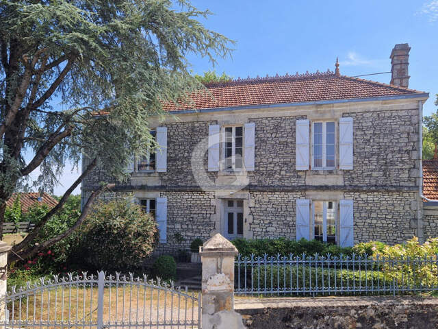 MAISON 7 PIECES- 160M² - A VENDRE CURZON — photo du bien