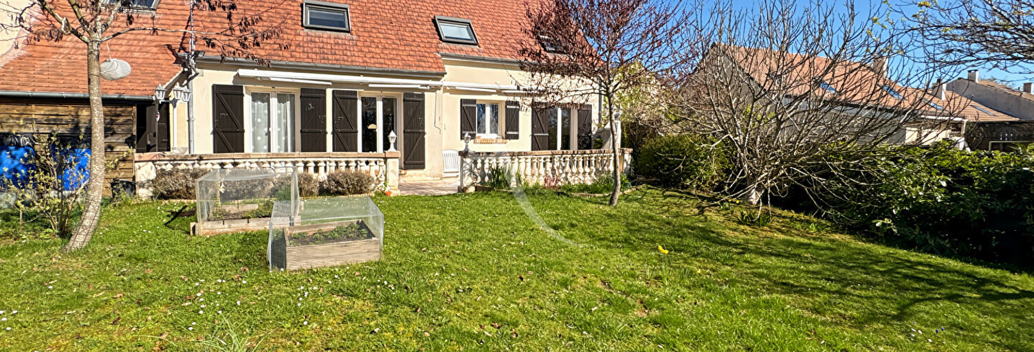 Maison 8 Pièces 147 m² à vendre à Jouy-le-Moutier (95280)