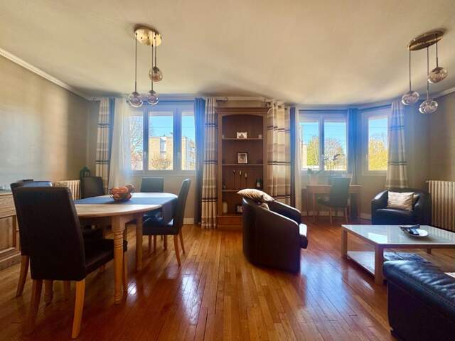 Maison familiale entièrement rénovée — photo du bien