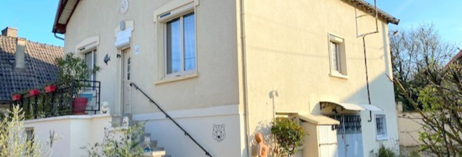 Maison 6 Pièces 112 m² à vendre à Les Vallées de la Vanne (89320)