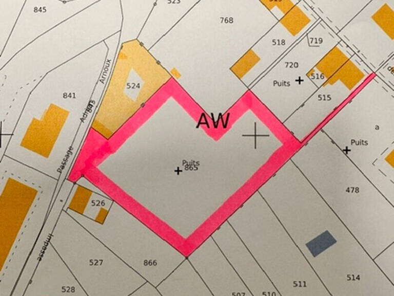 Terrain à vendre à Aubigny-sur-Nère  3 352 m² — photo 1