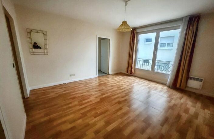 TOURS CENTRE – STUDIO 30 M² VENDU LOUÉ – RÉSIDENCE SERVICES SENIORS L’ORANGERIE — photo 2