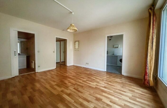 TOURS CENTRE – STUDIO 30 M² VENDU LOUÉ – RÉSIDENCE SERVICES SENIORS L’ORANGERIE — photo 3
