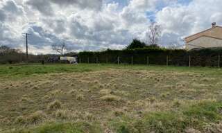 Terrain  1020 m² à vendre à Muron (17430)