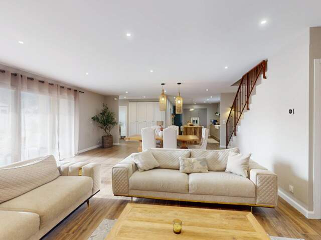 Maison contemporaine de 2025 — photo du bien