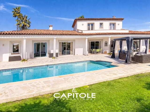 Antibes: Belle villa individuelle de 6 pièces dont  3 chambres d — photo du bien