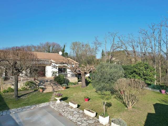 Villa à 3km seulement d'Uzès... — photo du bien