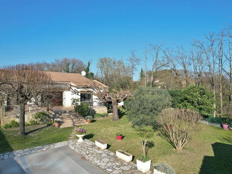 Villa à 3km seulement d'Uzès... — photo 1