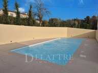 OPIO – Dernier étage – 3 pièces  avec terrasse et vue dégagée — photo 2