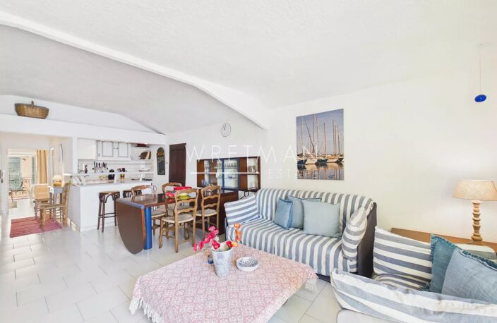 Superbe 2 pièces avec balcon et vue mer – Menton Vieille Ville — photo 4