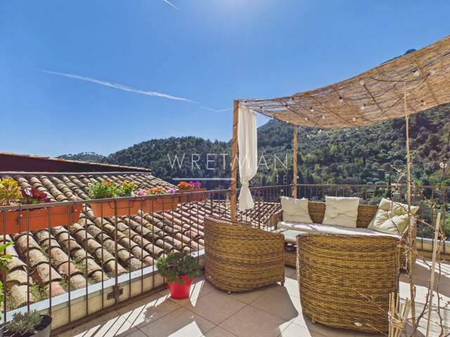 Superbe appartement 4 pièces en duplex avec grande terrasse – Go — photo du bien