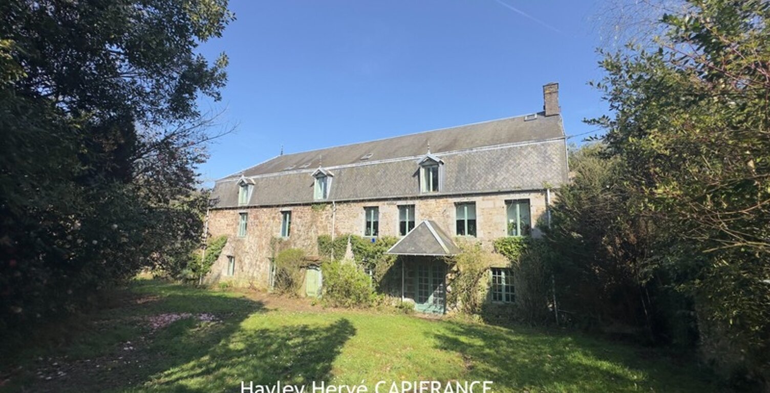 Ancien moulin de caractère à vendre avec maison d’amis, appartement et 2 ha - 15 pièces PERCY EN NORMANDIE (50) — photo 1