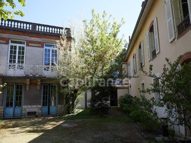 Maison de caractère au cœur de Chalon-sur-Saône (71) — photo du bien