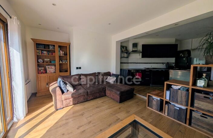 Appartement à vendre 3 pièces, cave et jardin 200m2 — photo 4