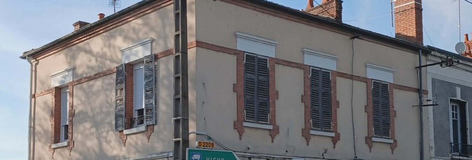 Immeuble  300 m² à vendre à Cusset (03300)