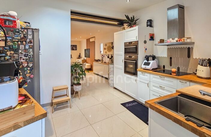 A vendre ETAMPES (91) . Maison en très bon état, 6 pièces, cave, cour et jardin clos — photo 4