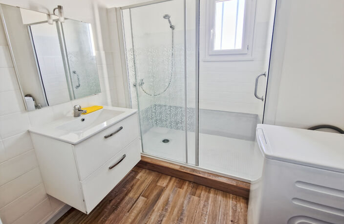 Maison à vendre 4 pièces MONTENDRE (17)- 77 m² habitables-Terrain 1 336 m² — photo 5