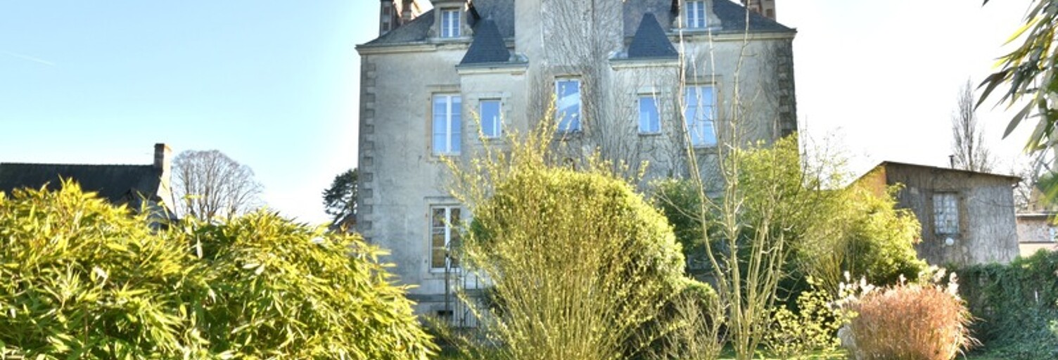 Maison 9 Pièces 237 m² à vendre à Soulgé-sur-Ouette (53210)