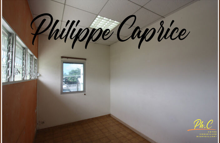 Local professionnel de 65m² à louer - DUCOS — photo 4