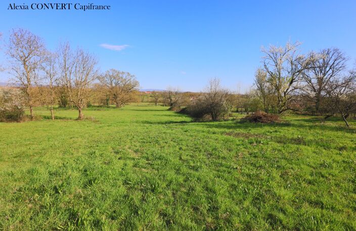 🌿 UN TERRAIN, DE MULTIPLES POSSIBILITÉS 4045m² constructible proche du village !!! — photo 2