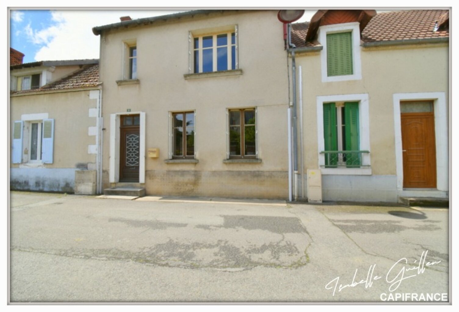 Dpt Cher (18), à vendre LE CHATELET maison P3 de 98 m² - Terrain de 207 m² — photo 1