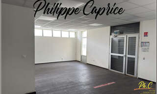 Bureau 5 Pièces 107 m² à louer à Ducos (97224)