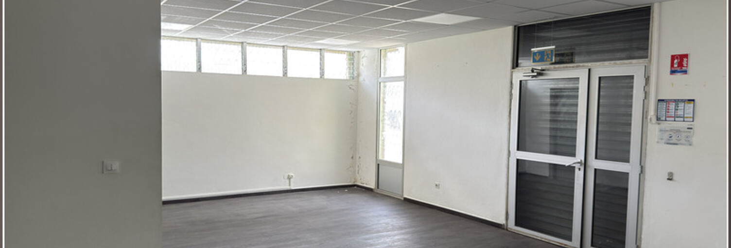 Bureau 5 Pièces 107 m² à louer à Ducos (97224)