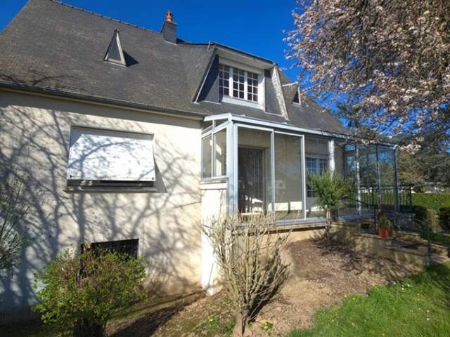 Maison / immeuble à vendre 12 pièces - 4 logements VEZIN LE COQUET (35) – investissement locatif, colocation, habitat partagé ou résidence principale — photo du bien