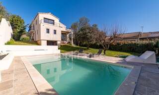 Maison 9 Pièces 200 m² à vendre à Castelnau-le-Lez (34170)