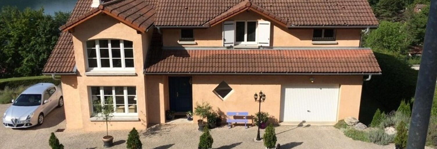 Maison 9 Pièces 295 m² à vendre à Chancia (01590)