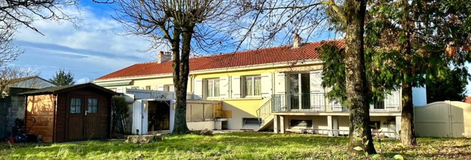 Maison 7 Pièces 101 m² à vendre à Montaigu-Vendée (85600)