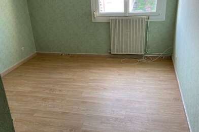 Appartement 4 pièces 870 €