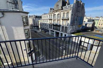 Appartement 4 pièces 263750 €