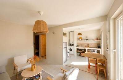 Appartement À Vendre - Superbe meublé au coeur du Quartier Haut — photo du bien