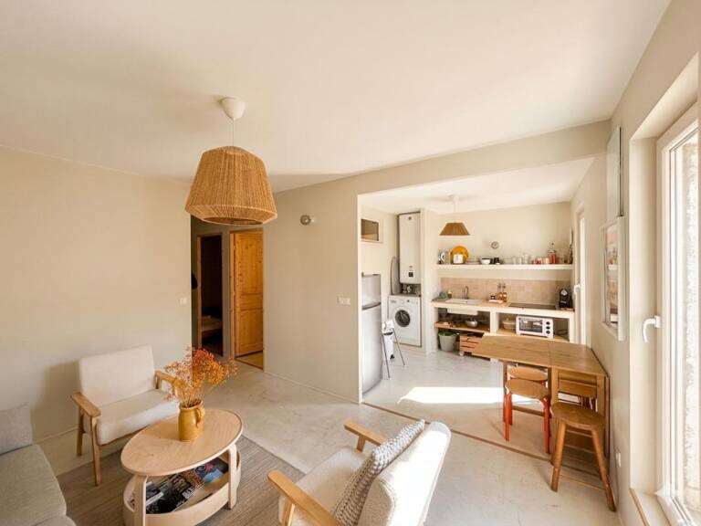 Appartement À Vendre - Superbe meublé au coeur du Quartier Haut — photo 1