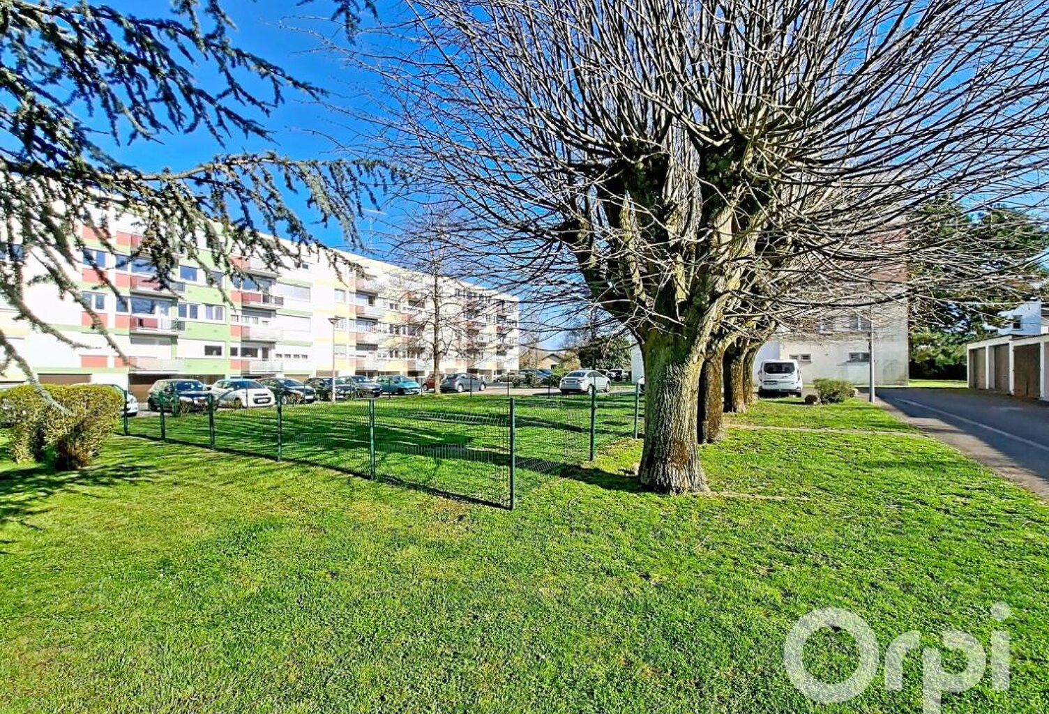 Appartement Traversant avec Grand Séjour lumineux avec balcon et Garage – Vandœuvre-lès-Nancy — photo 1