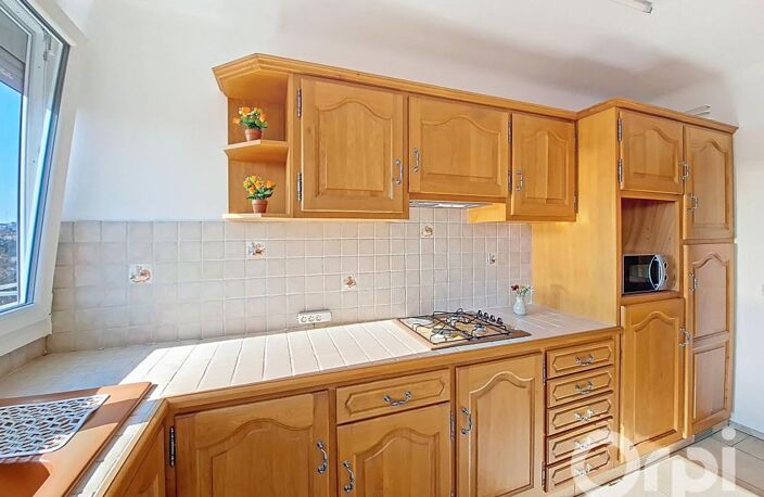 Appartement Traversant avec Grand Séjour lumineux avec balcon et Garage – Vandœuvre-lès-Nancy — photo 5