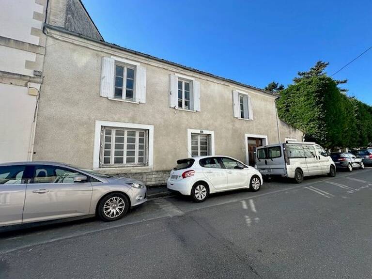 IMMEUBLE DE RAPPORT — photo 1