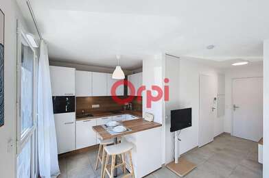 Appartement 1 pièces 745 €