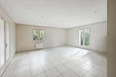 Maison 5 pièces 1372 €