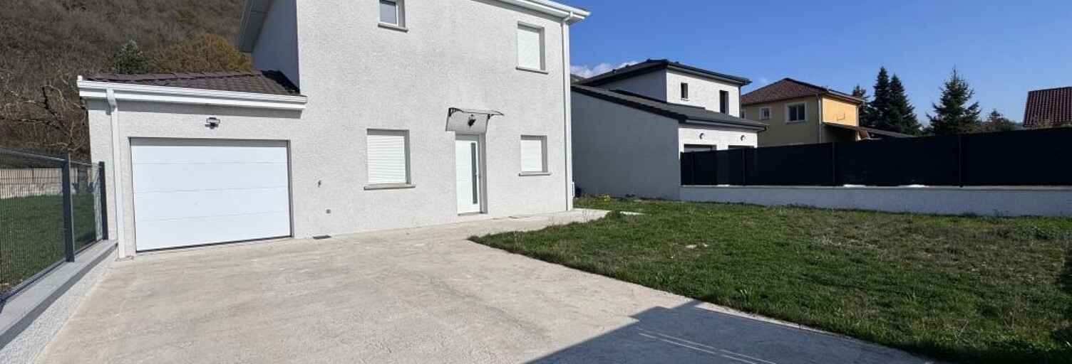 Maison 5 Pièces 105 m² à vendre à Montagnieu (01470)