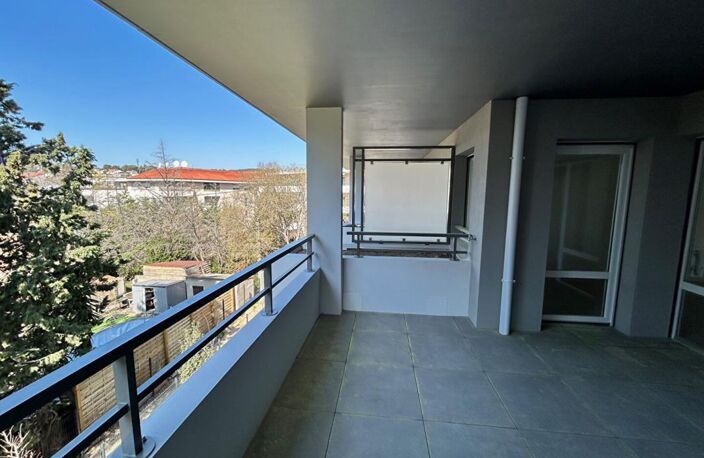 Appartement  5 pièces Marseille 10 — photo 2