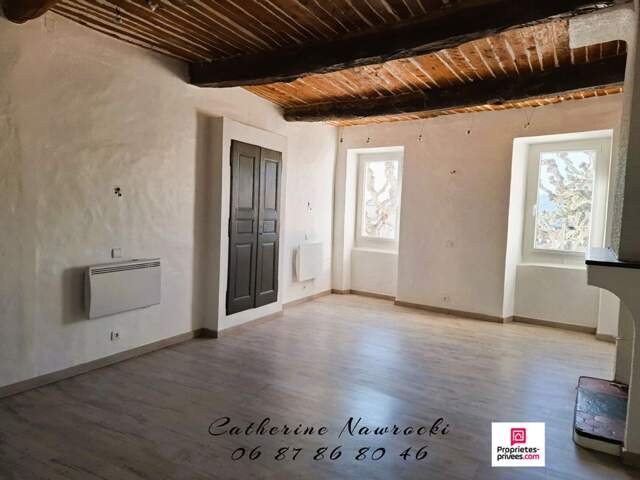 MAISON DE VILLAGE AVEC LOCAL COMMERCIAL DE 158 m² — photo du bien