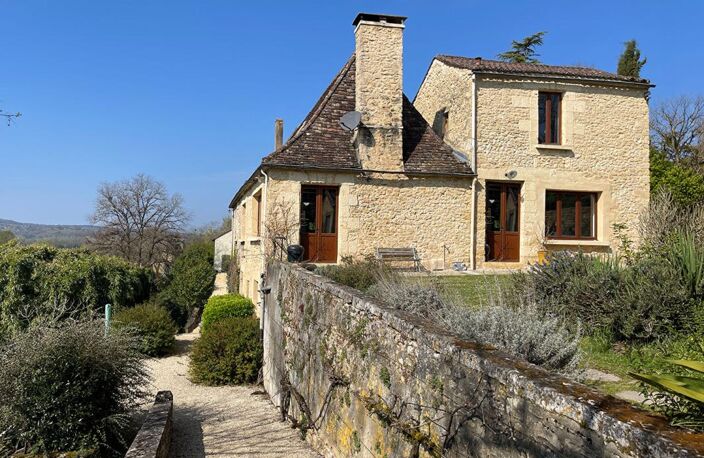 Élégante propriété de style périgourdin avec dépendances et piscine, proche d'un village — photo 2